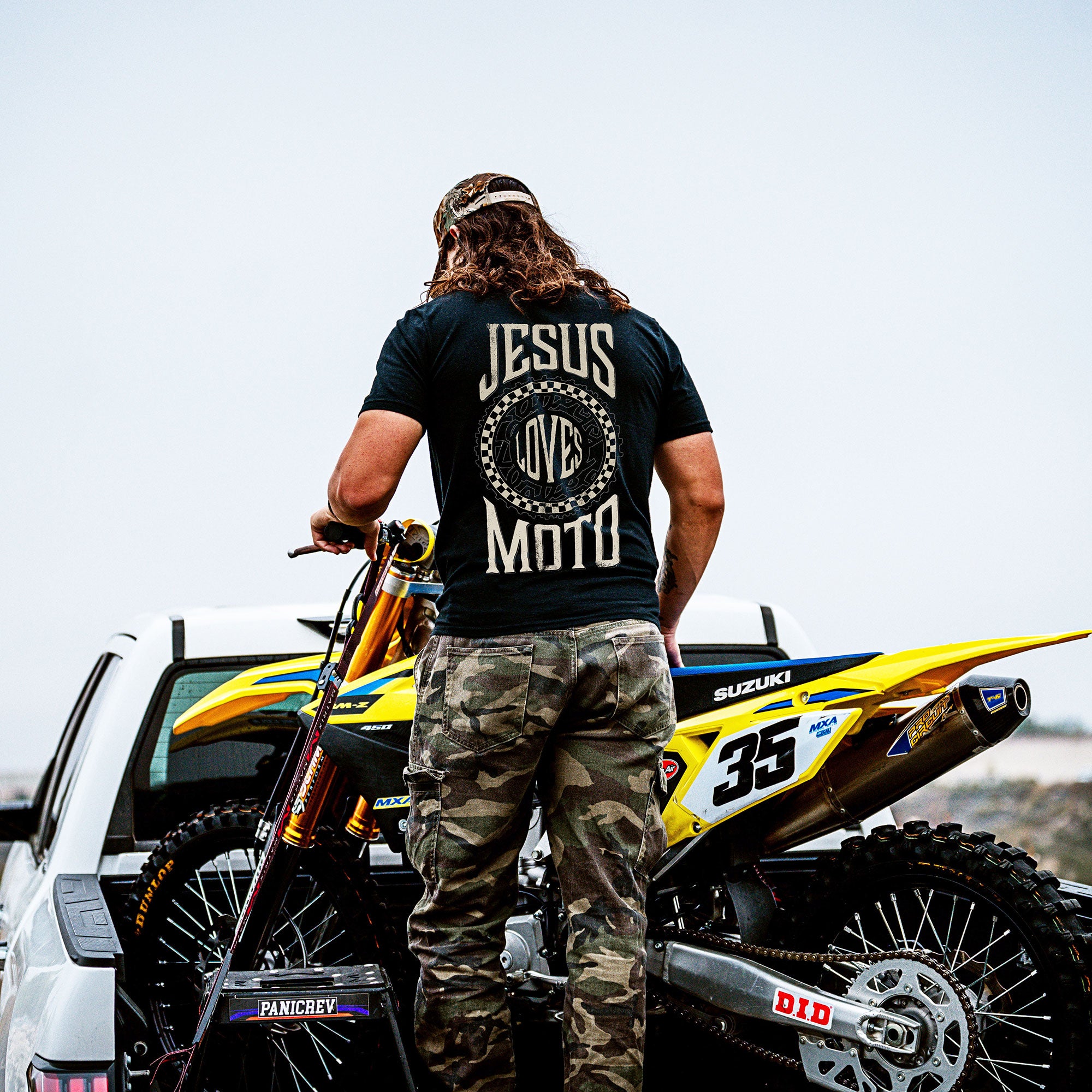 Jesus Loves Moto